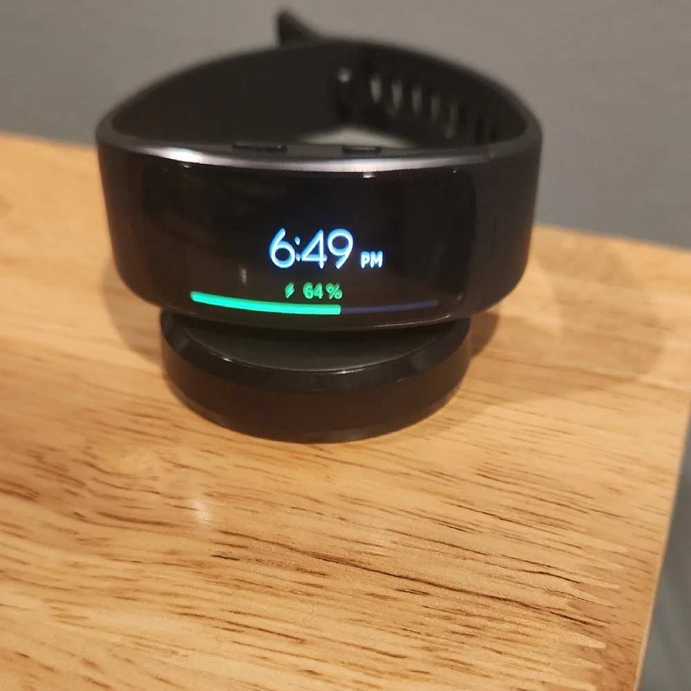 Samsung Black Gear Fit2 Large Band Smartwatch with Curved AMOLED Display
